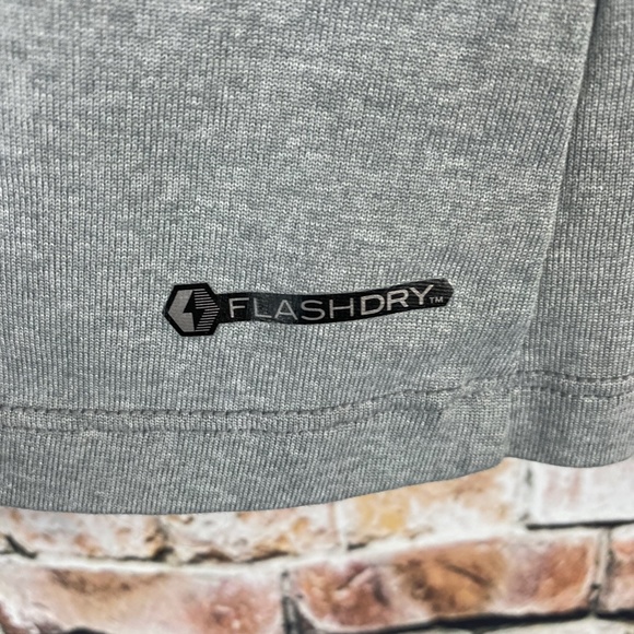 The North Face Hooded Sweatshirt - Picture 6 of 7